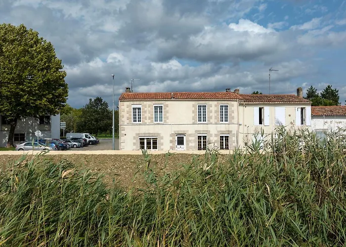 Maison Les Rives De Fichemore - 7 - Piscine Rochefort (Charente-Maritime)