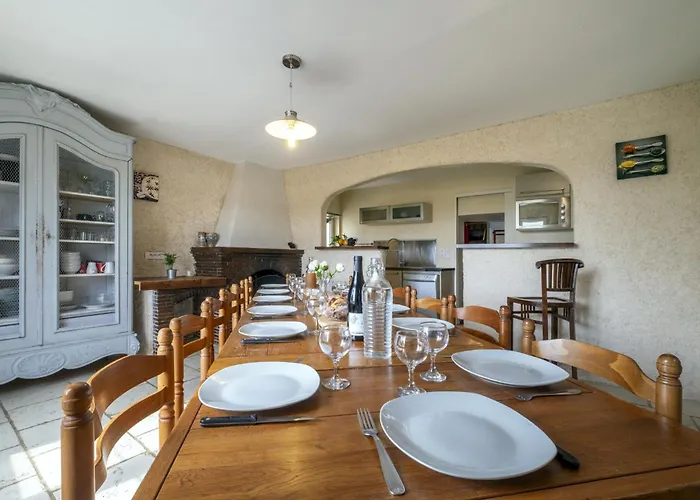 Maison Les Rives De Fichemore - 7 - Piscine